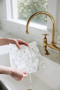 Abeego Reusable Food Wrap Set Of 2 Large 13 Abeego Reusable Food Wrap Set Of 2 Large -Home-Kitchen abeego abeego reusable food wrap set of 2 large 4