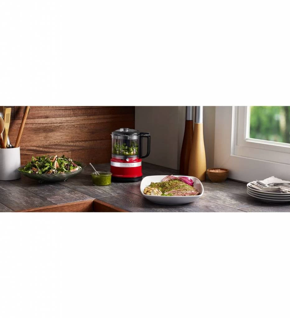 KitchenAid 3.5 Cup Mini Food Processor, Red 6 KitchenAid 3.5 Cup Mini Food Processor, Red - Image 4