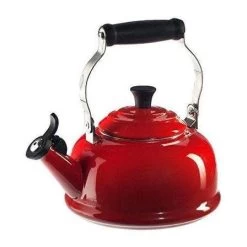 Le Creuset Classic Whistling Kettle Cherry -Home-Kitchen le creuset le creuset classic whistling kettle che 1