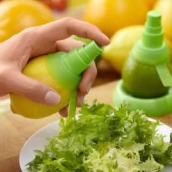 Lékué Citrus Lemon Fruit Mist Spray Green Set Of 2 -Home-Kitchen lekue citrus lemon fruit mist spray green set of 2 4