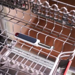 Zyliss Pivot Peeler -Home-Kitchen zyliss pivot peeler 4